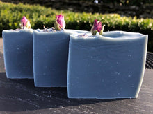 Load image into Gallery viewer, Lavender Rose Garden