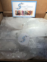 Load image into Gallery viewer, Bath Salts and Soap Gift Set