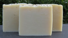Load image into Gallery viewer, Forest Mint Shampoo Bar