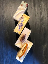 Load image into Gallery viewer, Seasons Gift Box