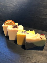 Load image into Gallery viewer, Seasons Gift Box